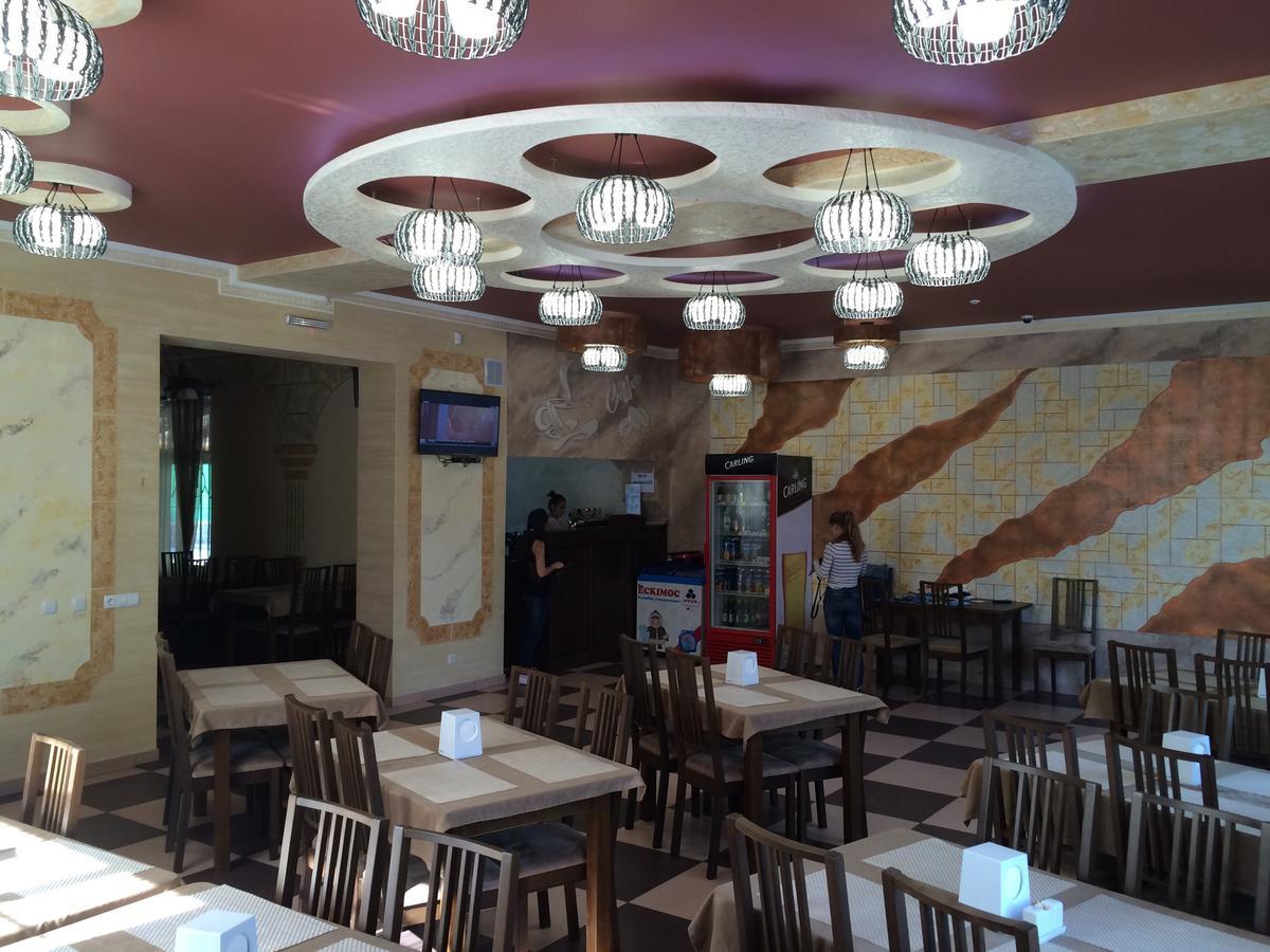 Dream Hostel Carpathians 拉希夫 外观 照片